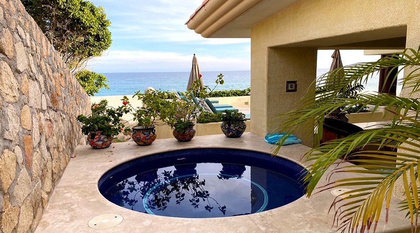 Jacuzzi with ocean views