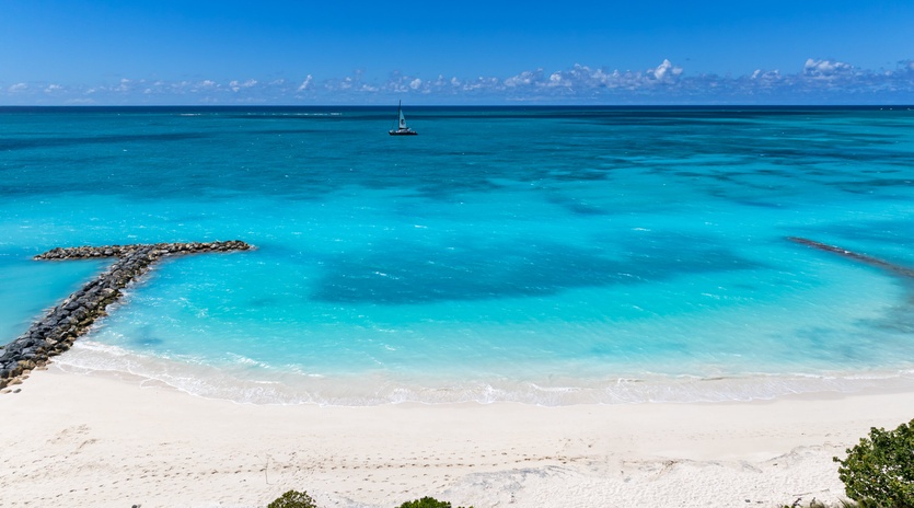 beach-view-beach-enclave-the-reserve-villa-3-track2