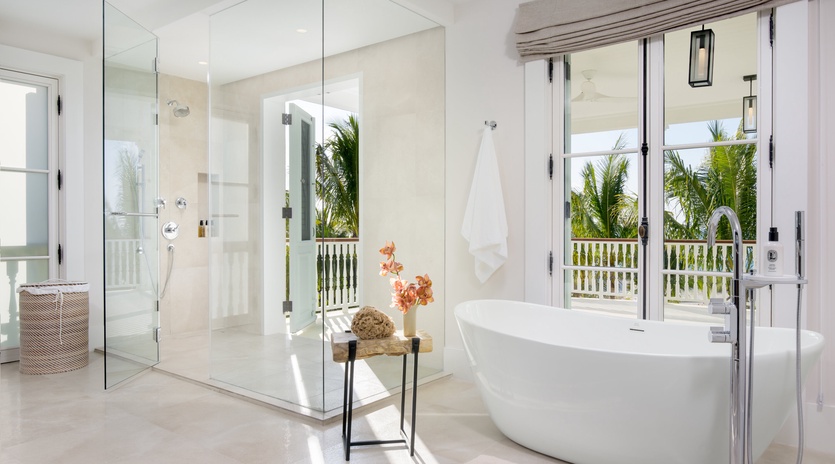 bathroom-1-sea-breeze-tc-track1