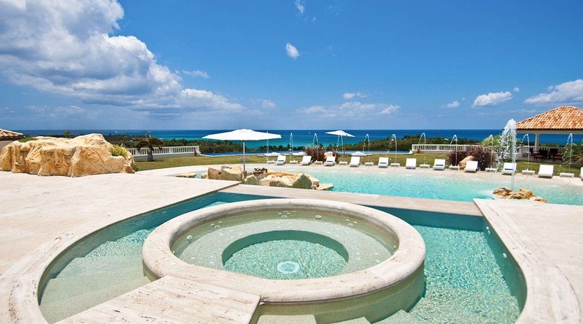 Jacuzzi at PIE SAN, Hillside/Terres Basses, St. Martin