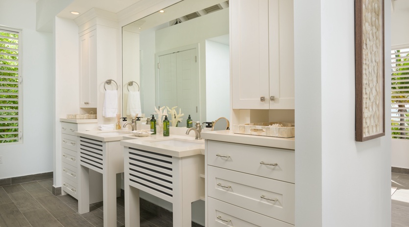 bedroom-1-twin-palms-track3