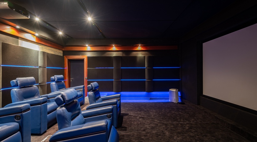 Cinema Room-Kyr-Track-2