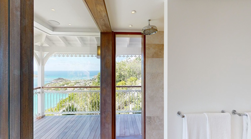bungalow-primary-bathroom-mustique-track2