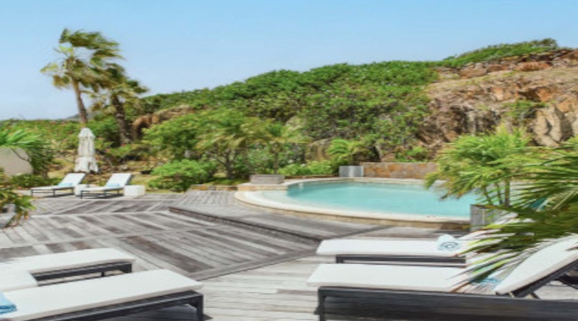 2d-35 Villa Arrow Marine garden-pool