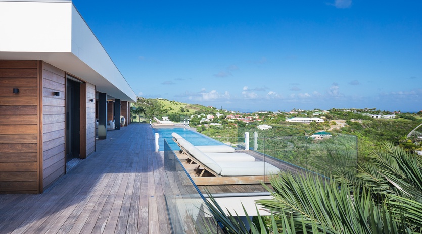 exterior-1-epicure-track2