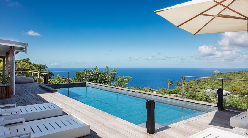 exterior-1-avalon-track1