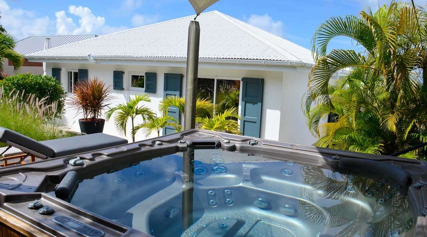Jacuzzi at WV VLC, Lurin, St. Barthelemy