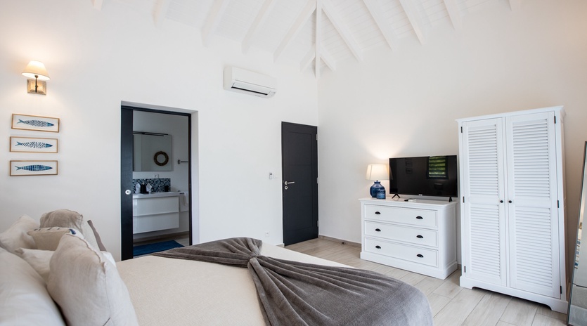 bedroom-1-arawak-track3