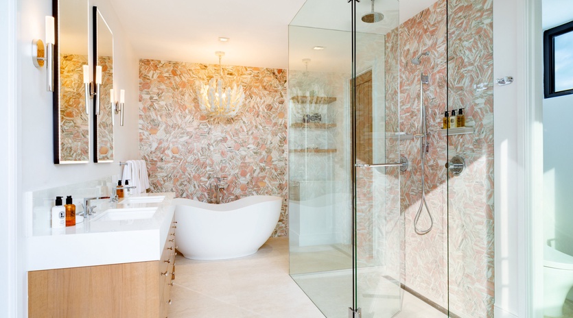 bathroom-1-villa-bristol-breeze-track2