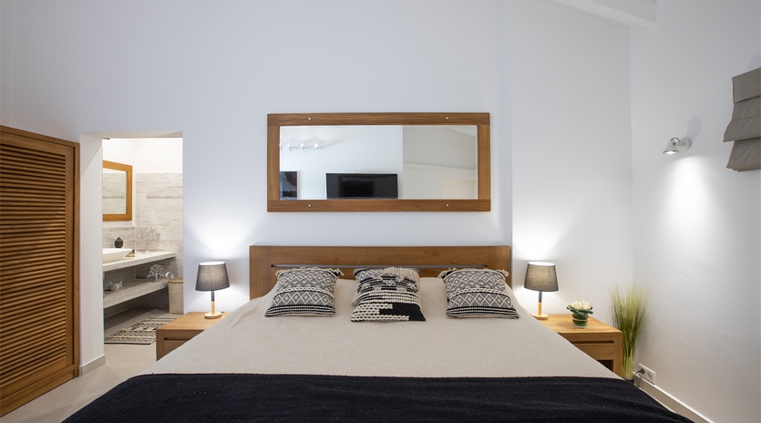 bedroom-1-azur-dream-track2