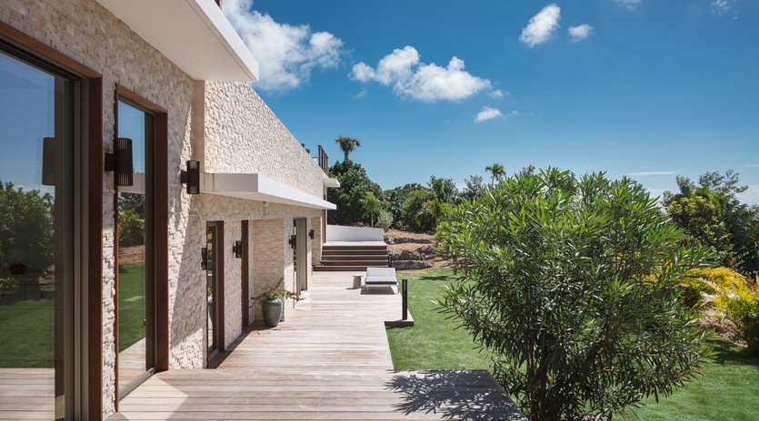 exterior-bel-air-track12