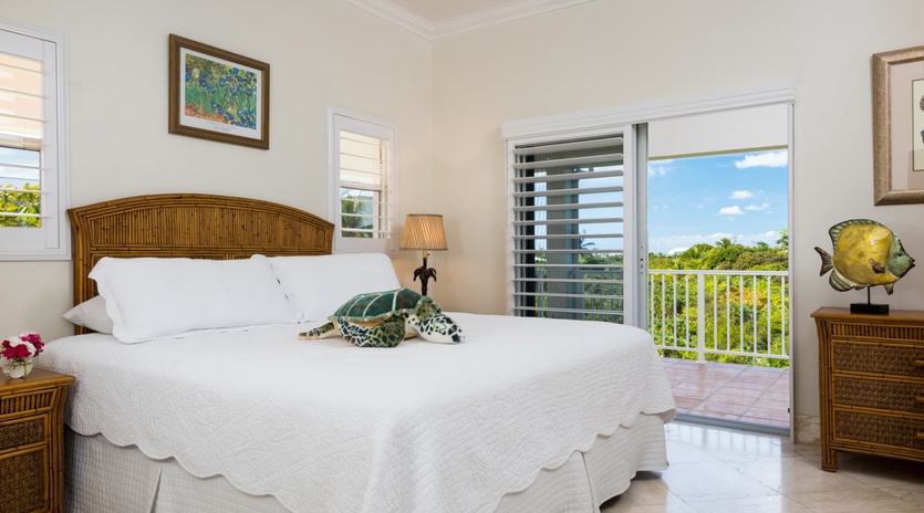 bedroom-2-reef-pearl-track1