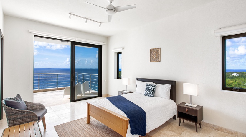 bedroom-1-little-bay-view-track3