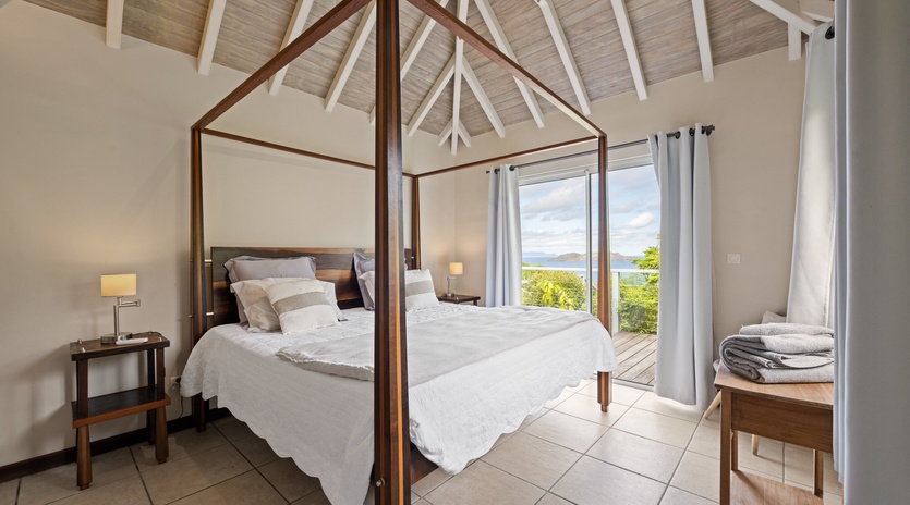 bedroom-1-villon-track3