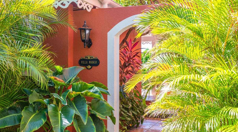 Exterior of WV MGO, Colombier, St. Barthelemy