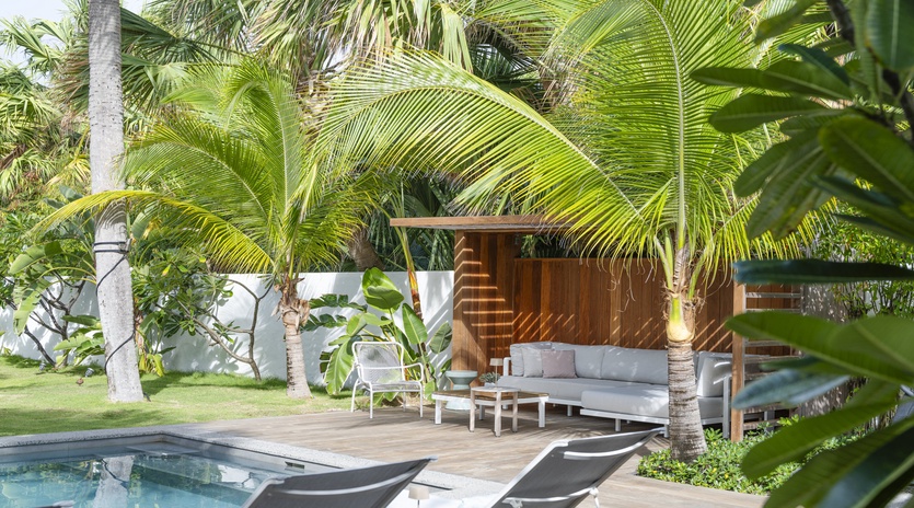 exterior-1-les-sables-track5