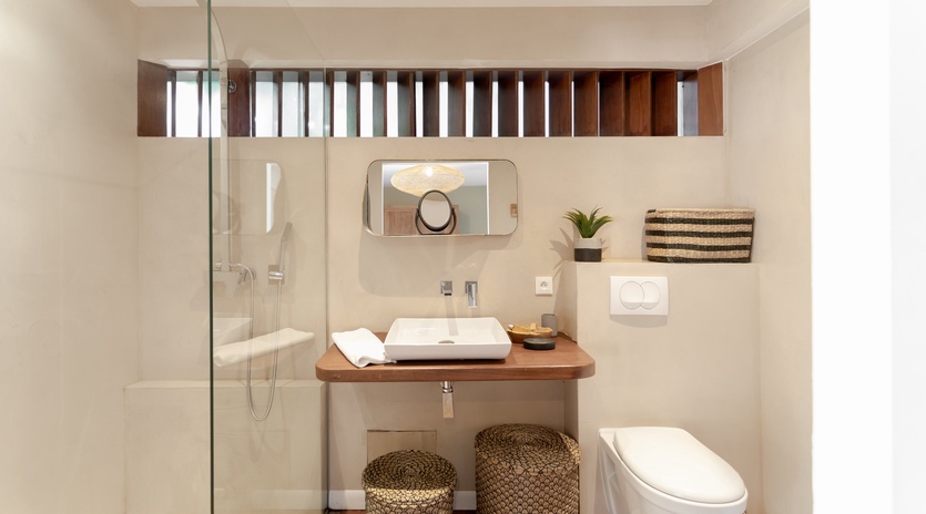 bathroom-2-baltazar-track1