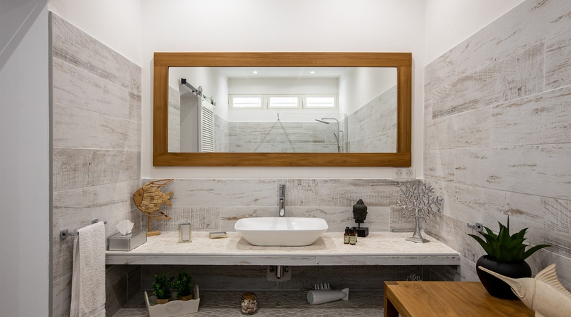 bathroom-1-azur-dream-track3