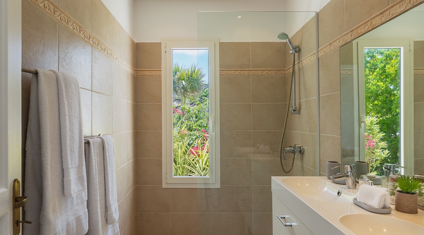 St-Barts-Villa-VLLbth01