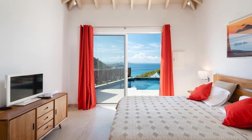 bedroom-1-cypraea-track1