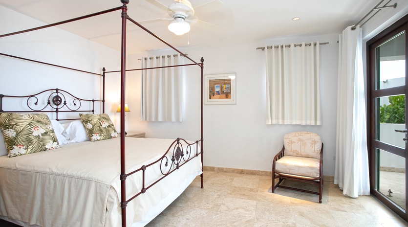 bedroom-1-etoile-de-mer-track2