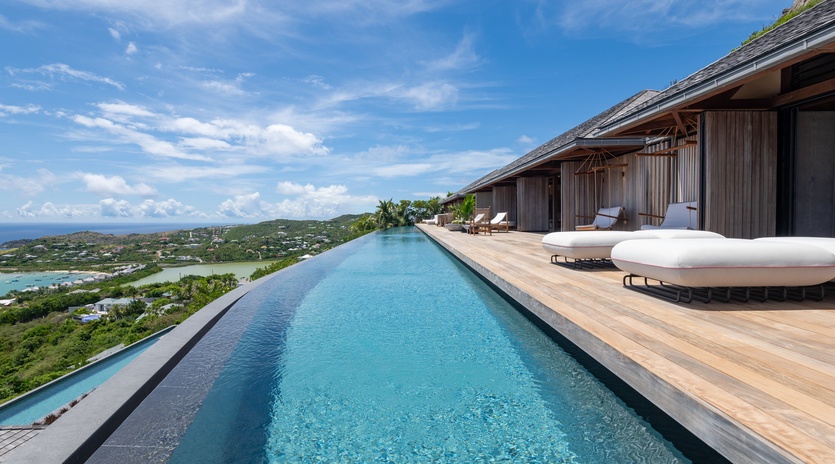 exterior-1-manoir-voltaire-track3