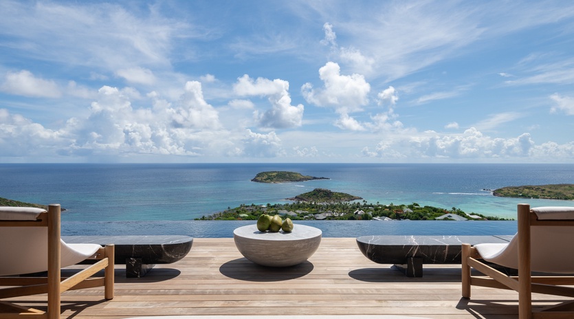 exterior-1-manoir-voltaire-track1