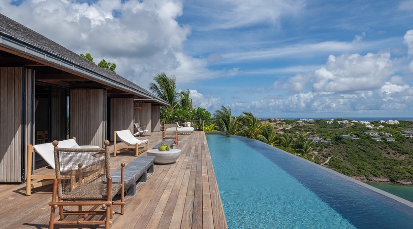 exterior-1-manoir-voltaire-track4