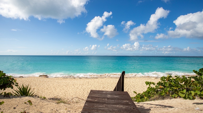 beach-view-joie-de-vivre-track7