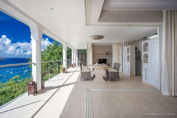 Interior of WV SHE, Corossol, St. Barthelemy