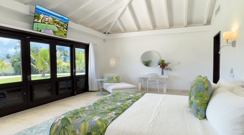 bedroom-4-le-bleu-track1