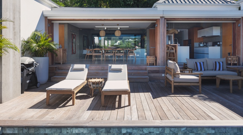 1.2-terrace-bonheur-new-villa-track1