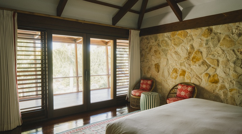 bedroom-1-the-catch-track5