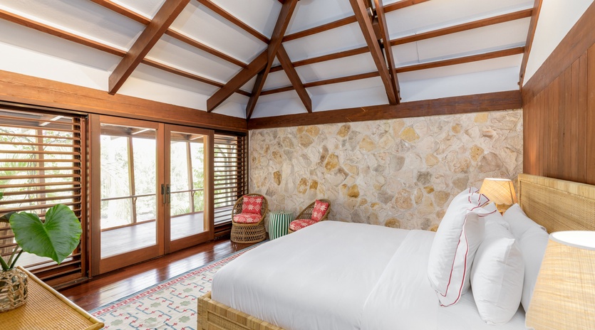 bedroom-1-the-catch-track1