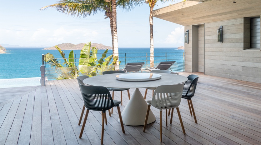 Dine al fresco at your private oceanfront terrace, where stunning sea views and tropical breezes create the perfect backdrop for memorable meals.