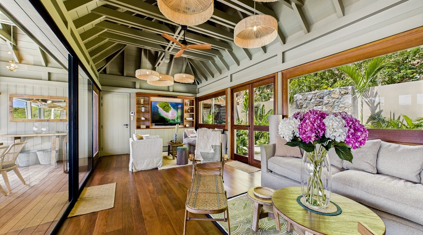 living-room-clyde-track1