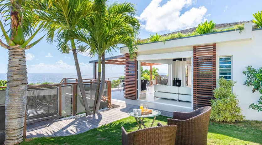 Exterior of WV BEL, Vitet, St. Barthelemy