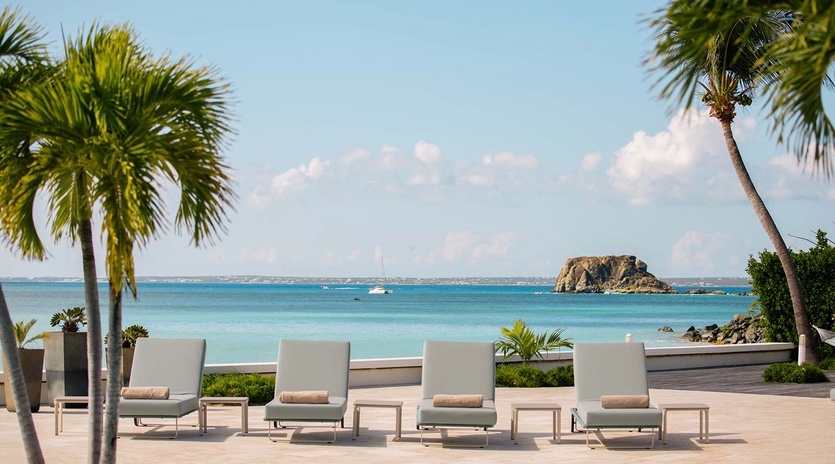 5-PetitePlage4-Loungers