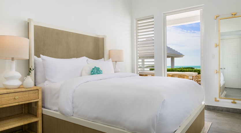 bedroom-3-twin-palms-track1