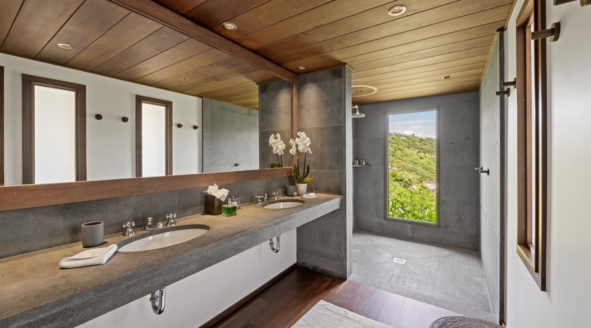 guest-bathroom-1-girasol-track2
