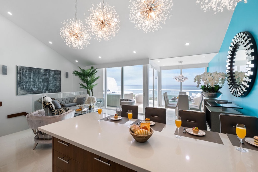Featured Property 3BPH-BluePH1-4 - Blue Chill Ocean View Penthouse 3Bdrms.