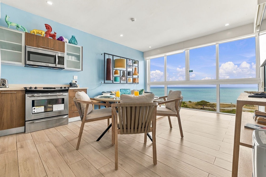 Featured Property 2BS-Blue622 - Beach babe! An Amazing Ocean view Condo for 6.