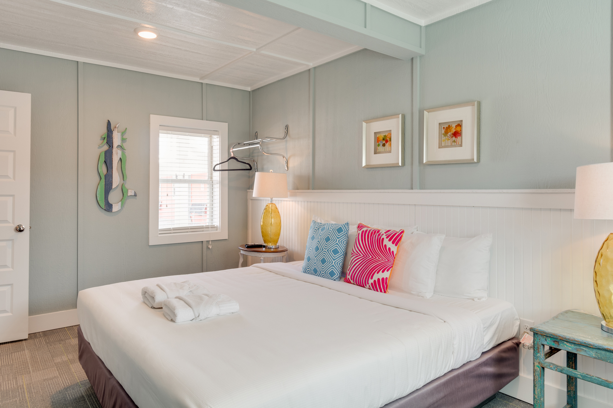 See Sea Motel | Room 8- Big Kahuna Suite  