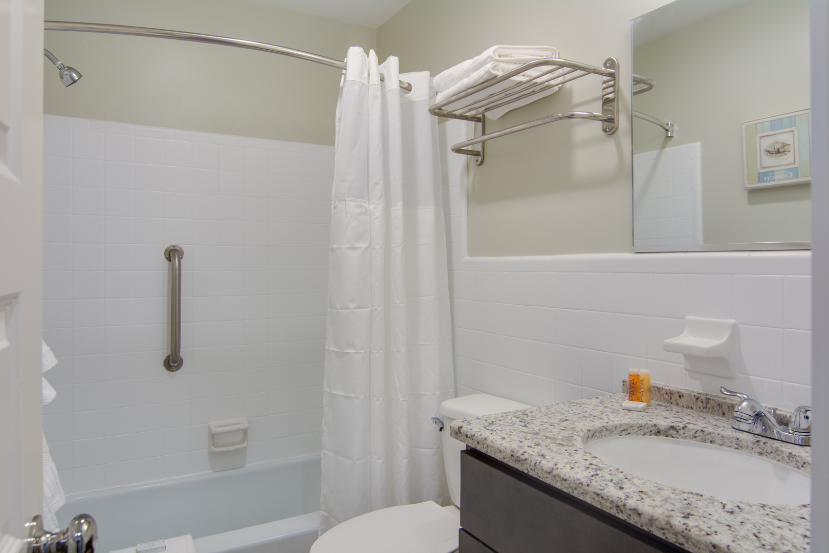 TH24:  The Oregon Inlet Room | Private Bath