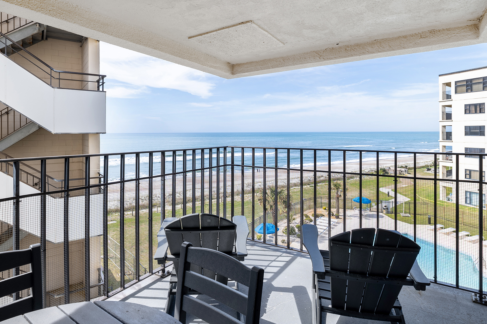 Summer Winds B-442 Photo