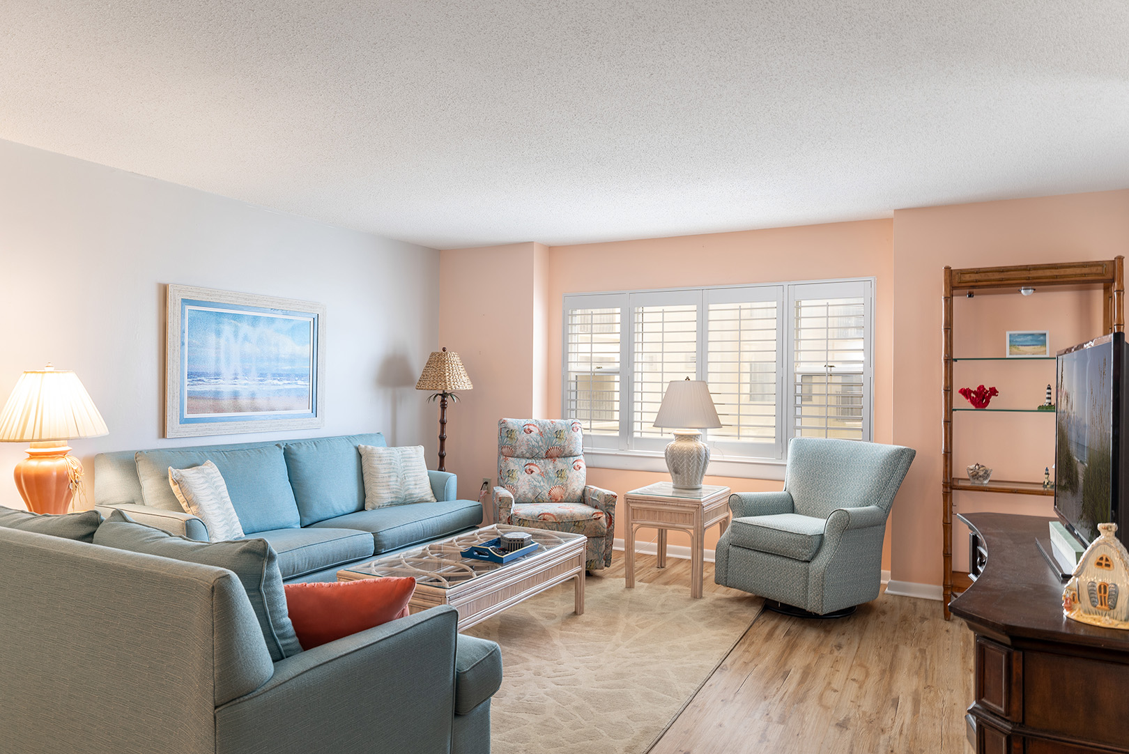 Summer Winds B-236 Photo