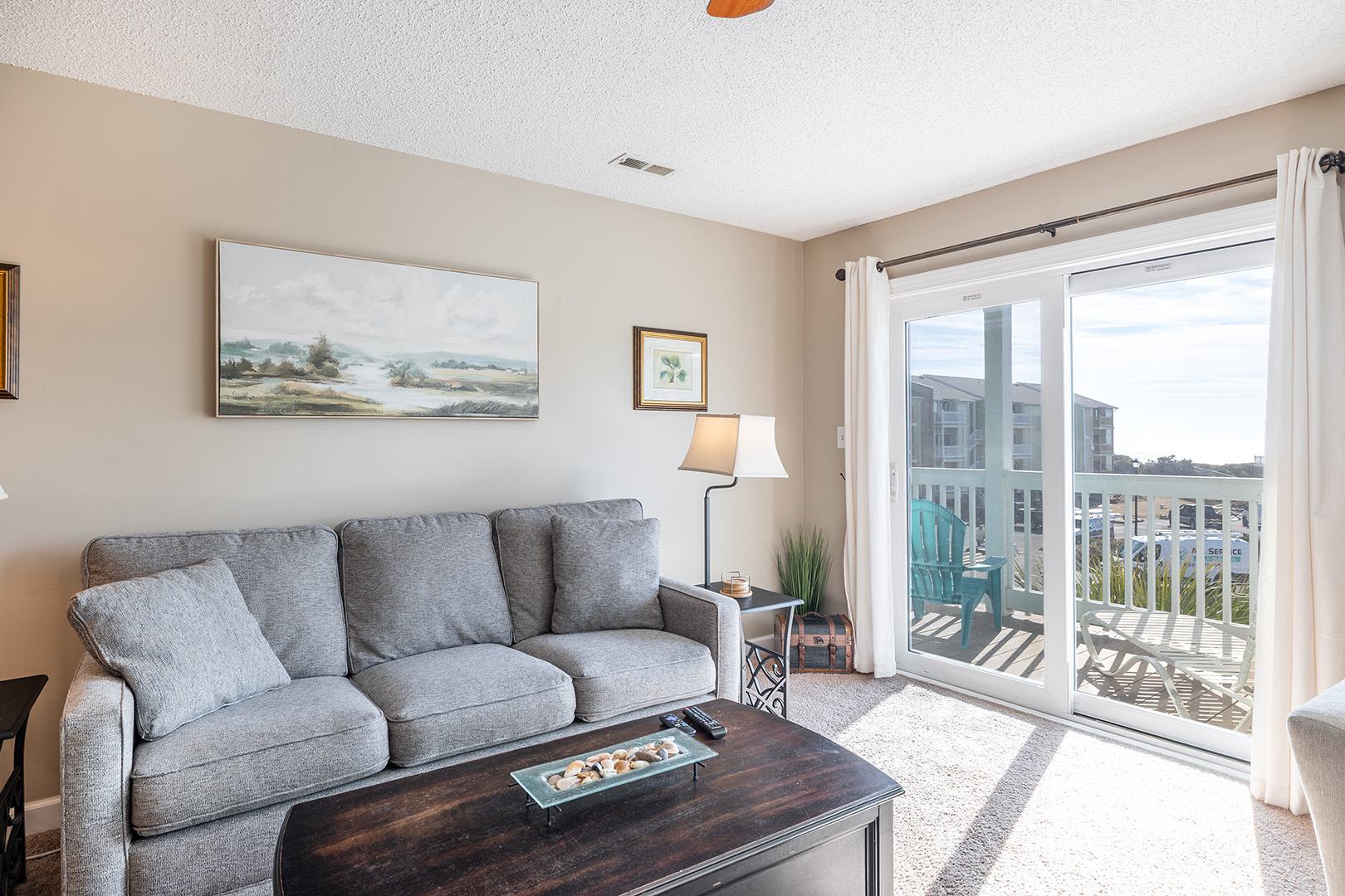 Pebble Beach B-204 Photo