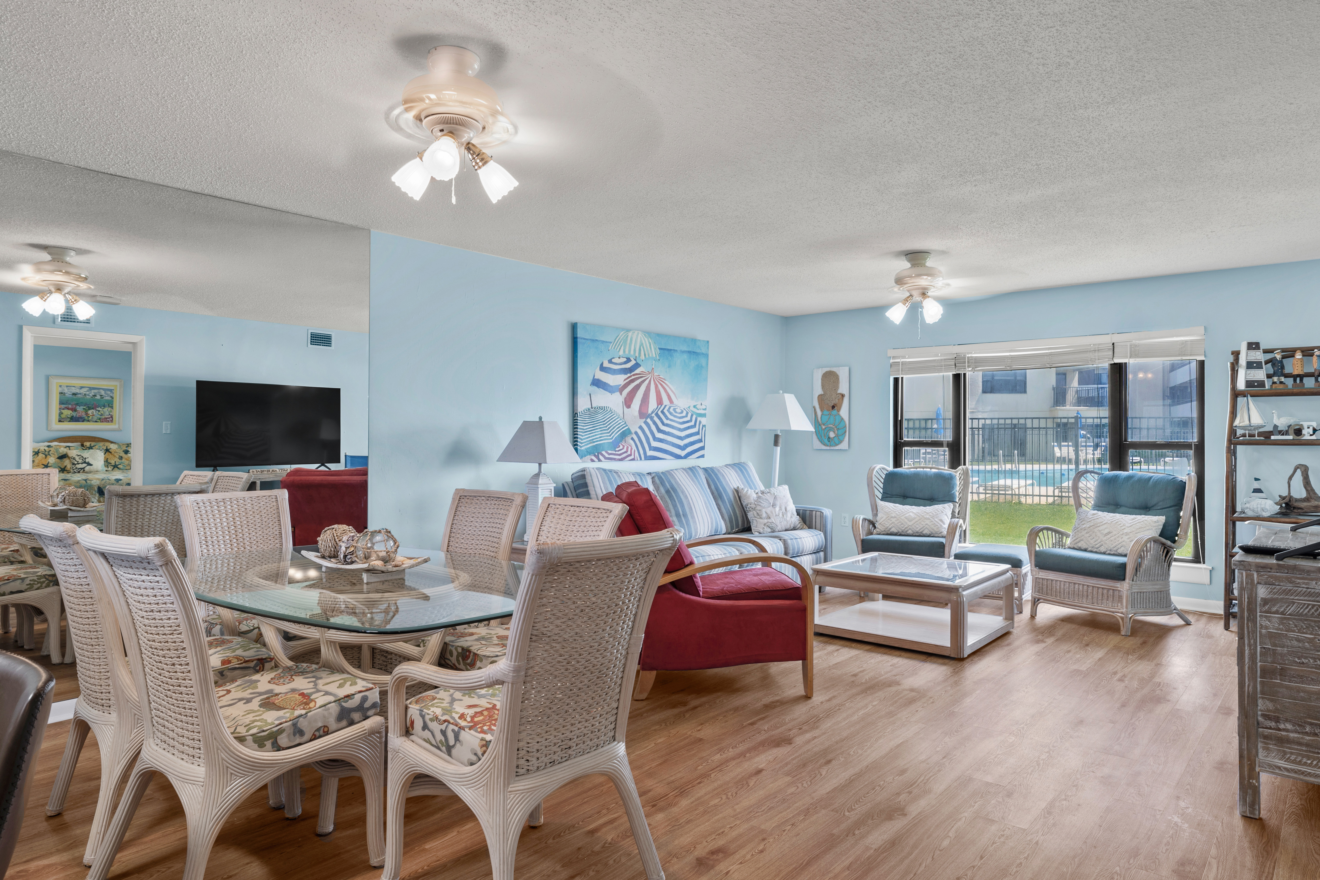 Summer Winds B-133 Photo