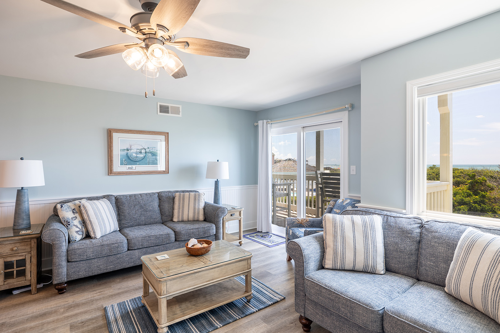 Pebble Beach A-202 Photo