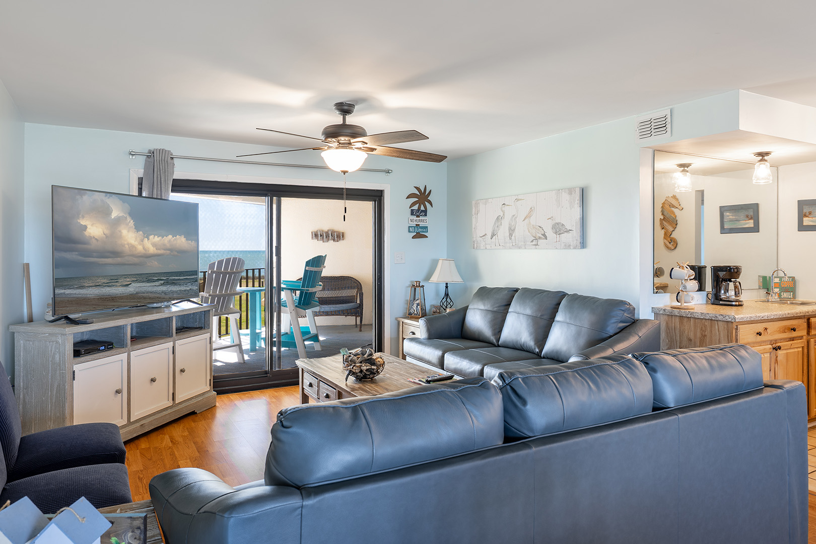 Summer Winds B-237 Photo